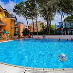 Residences La Rustica & Elite Апартаменты Эраклея-Маре
