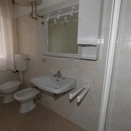 Apartment Residences La Rustica & Elite *